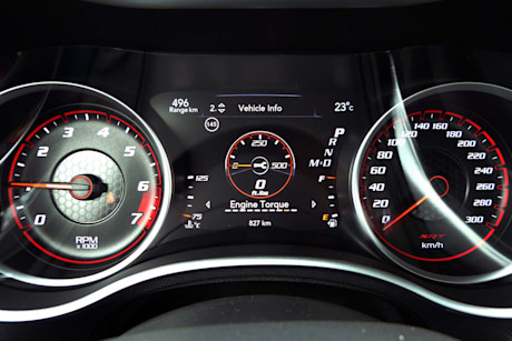 Editorial 2016 dodge charger srt 392 hemi jb 23