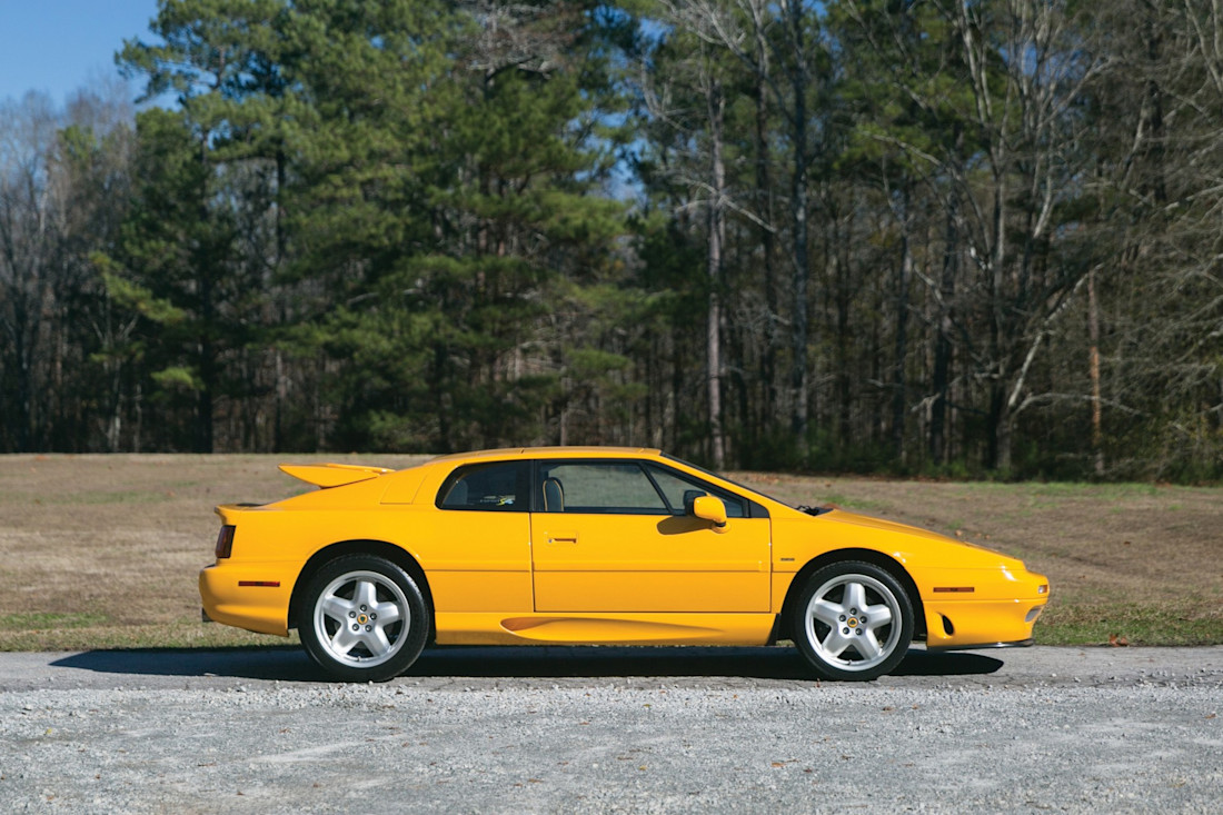 lotus esprit s4 24
