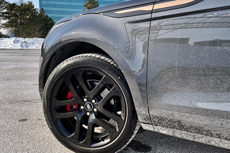 Editorial 2022 land rover range rover evoque p250 bronze collection 12 ct