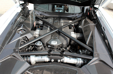 Editorial 03 pb 2014 lamborghini aventador lp700 4