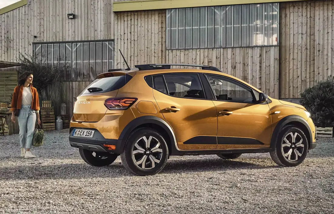 dacia-sandero-stepway-2-back