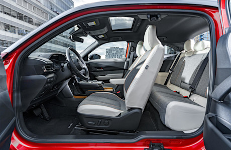 Mazda MX-30 2022 : premier essai Body Image