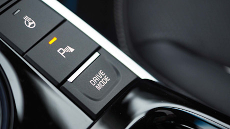 Editorial 2019 kia niro ev sx touring 32 jp