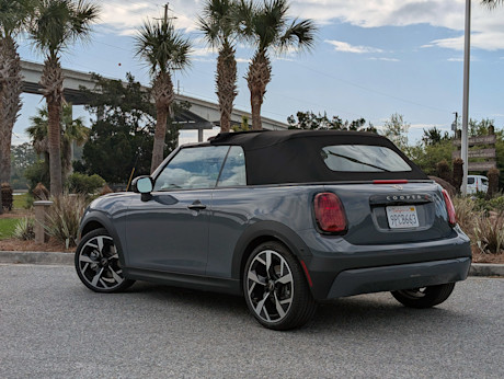 Editorial 2025 mini cooper s convertible fd sbe 250410 2