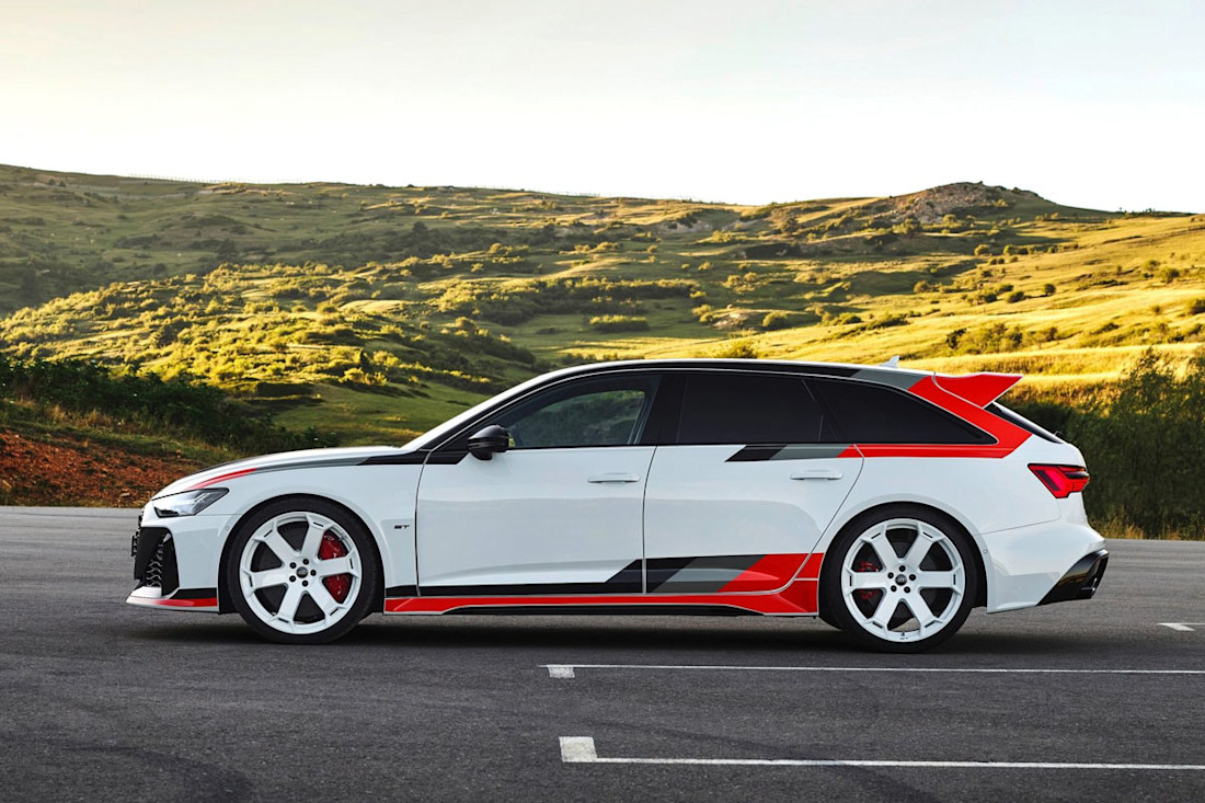 Audi-RS6_Avant_GT-2024 lateral.jpg