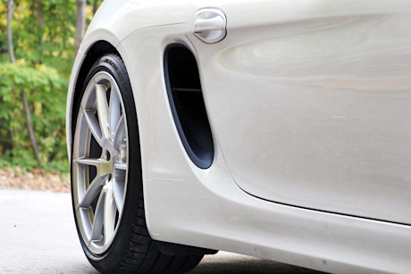 Editorial 2016 porsche boxster spyder jy 14