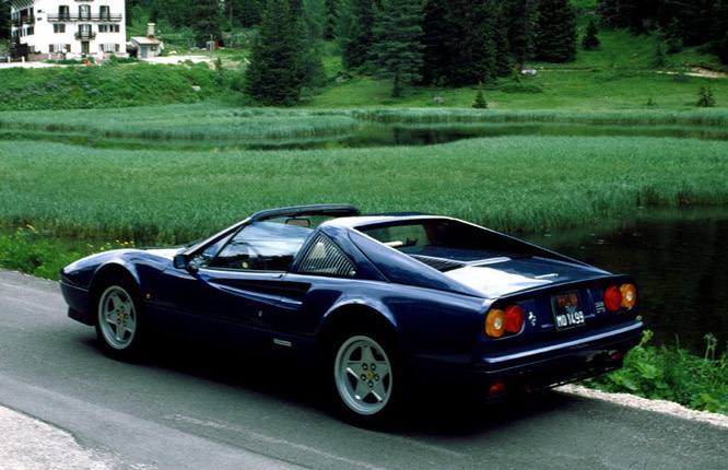 ferrari-328-back