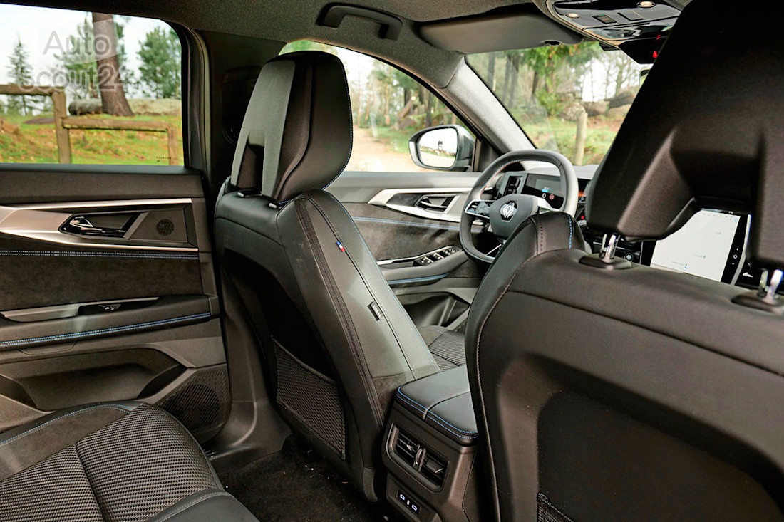 Video prueba Renault Austral HEV 2023 interior Ruben Fidalgo AS24 (5).jpg