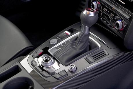Editorial 2015 audi rs5 quattro jy 37