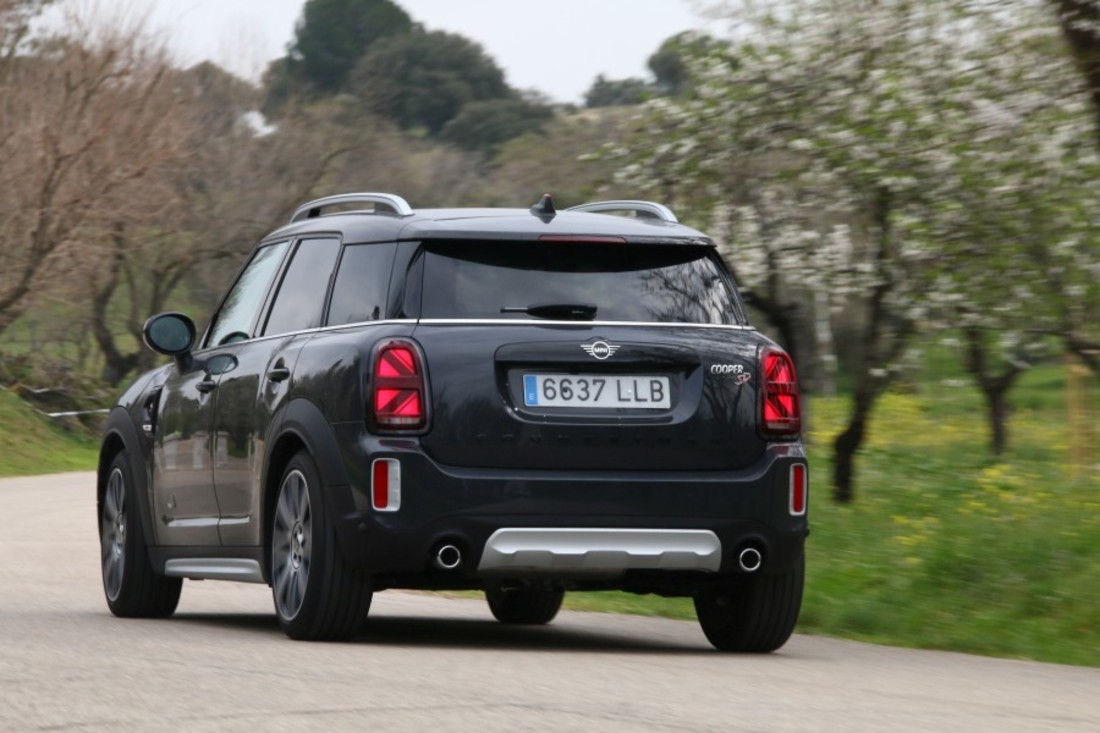 compa-mini-countryman-43.jpg