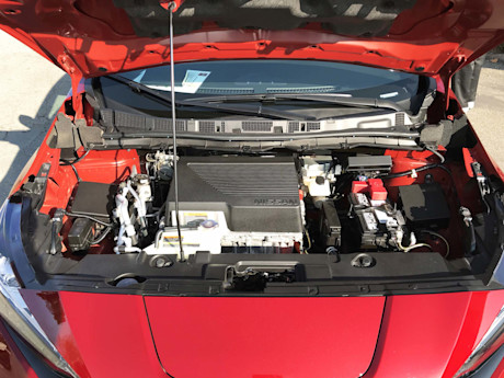Editorial 2018 nissan leaf 17 gw