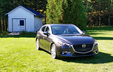 Editorial 2017 mazda3 sport 03 jbe