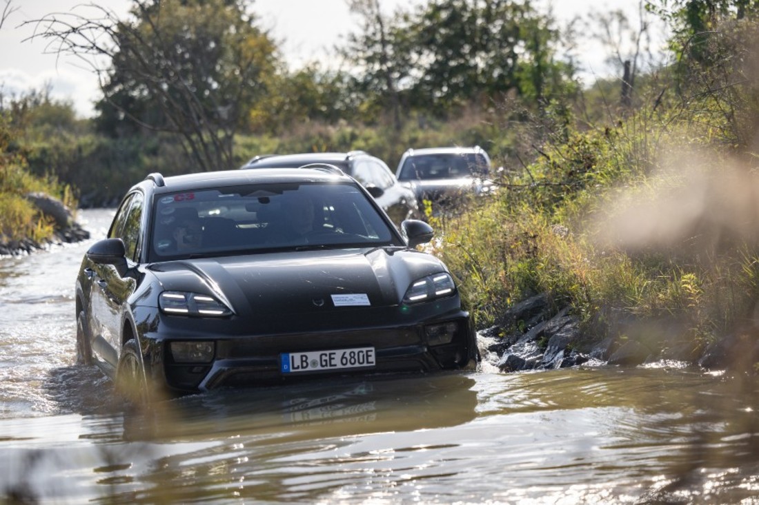 Macan_Offroad_009.jpg