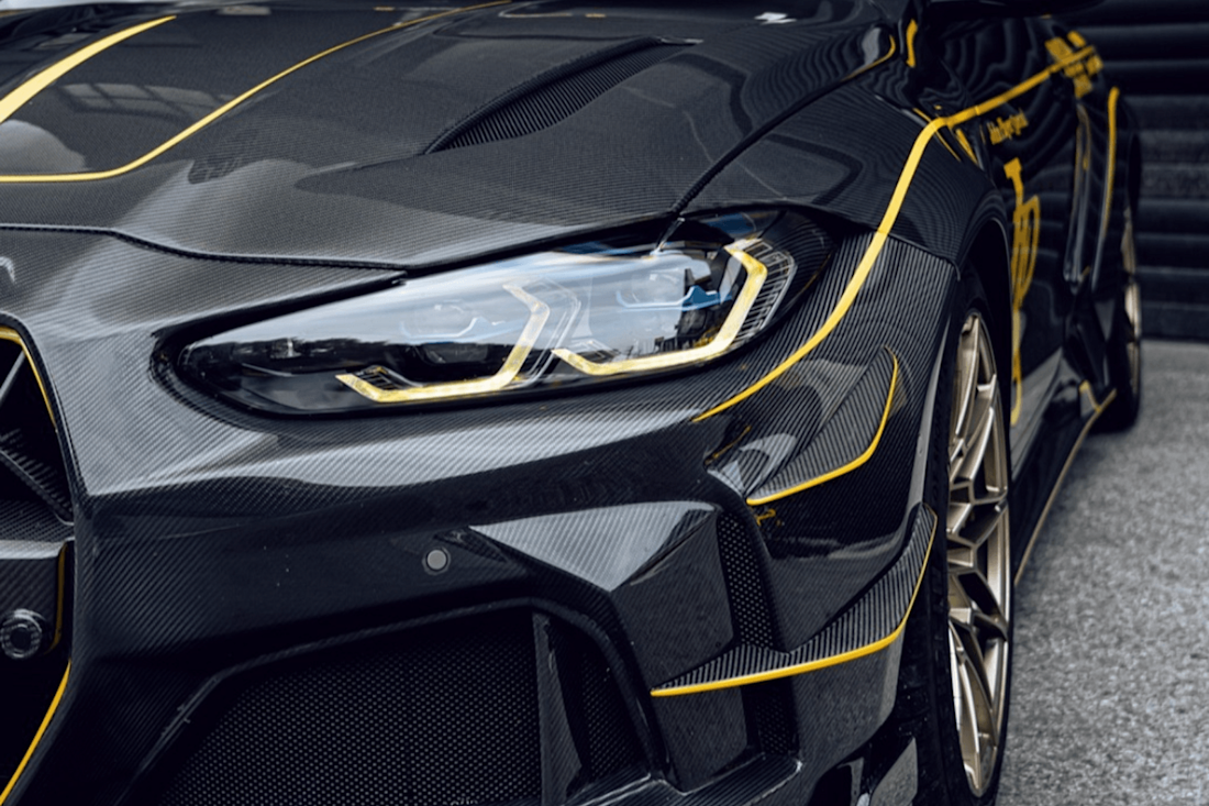 BMW-M4-Competition-2023-john-player-special (9).png