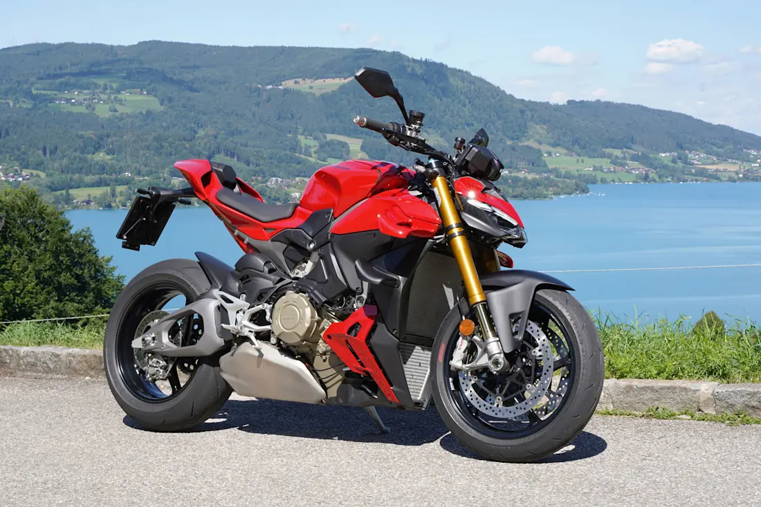 2 ducati-streetfighter-v4-s rechte-seite 2 ducati-streetfighter-v4-s rechte-seite