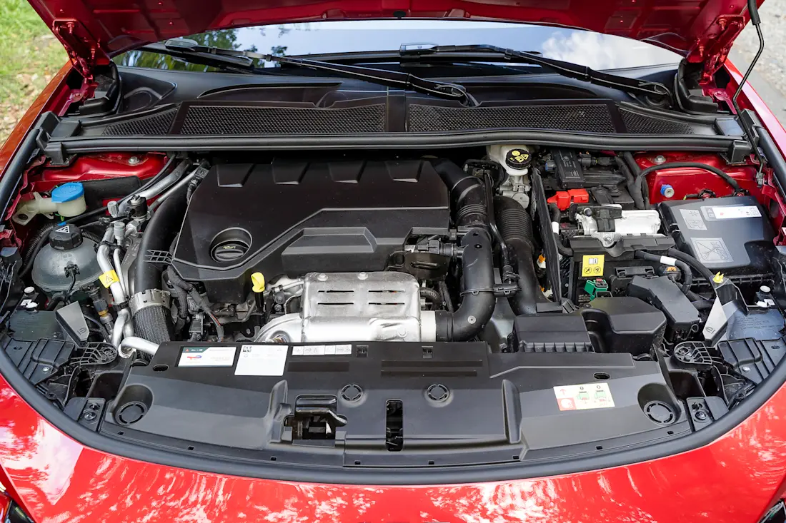 2026 Peugeot 408 Plugin Hybrid e-DSC 240-19