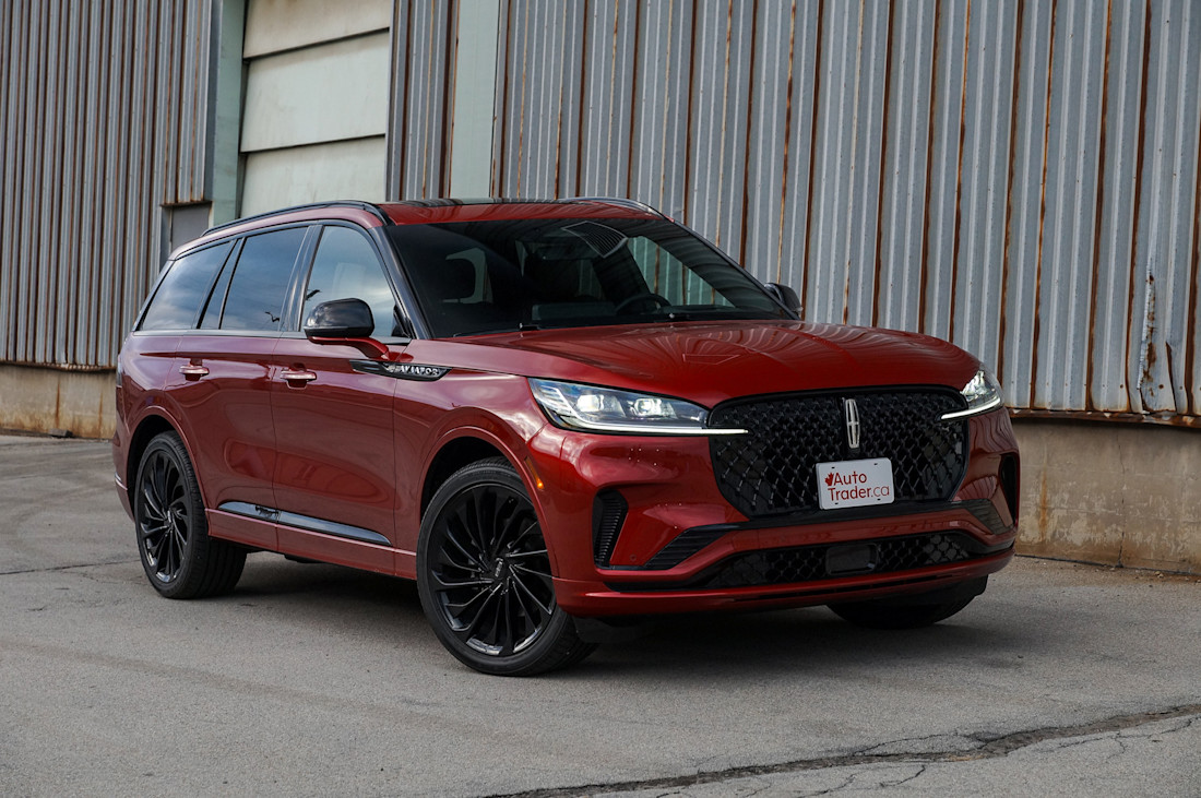 Editorial 2025 lincoln aviator reserve td jv 250127 34