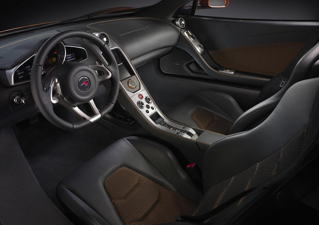 McLaren-MP4-12C-2011 interior 2