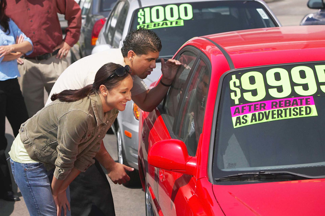 Tips for Buying and Selling Your Car Safely