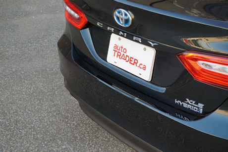 Editorial 2020 toyota camry hybrid xle 12 di
