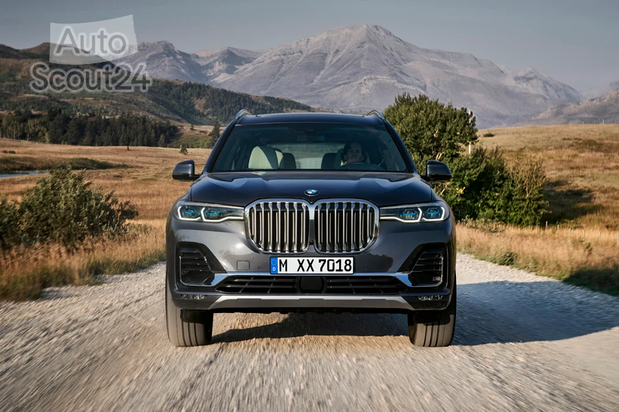 08-bmw-X7