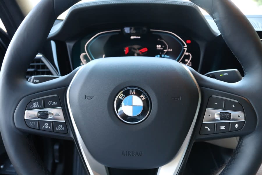 Prueba-BMW-330e-2020.721.jpg