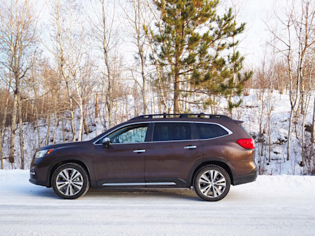Editorial 2019 subaru ascent premier 09 jp