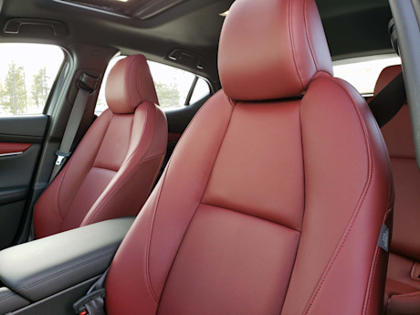 Editorial 2019 mazda3 sport awd 19 sw