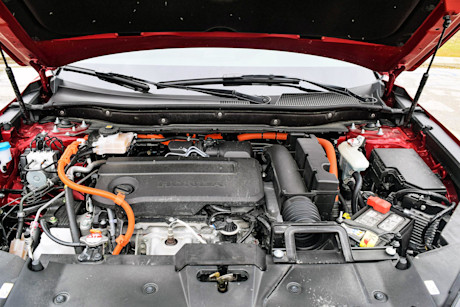 Editorial 2023 honda cr v touring hybrid 230619 07 sha