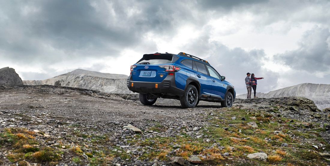 subaru-outback-wilderness-back