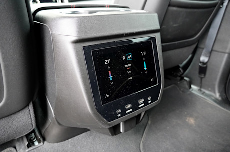GMC Yukon AT4 Ultimate 2025 : essai routier Image