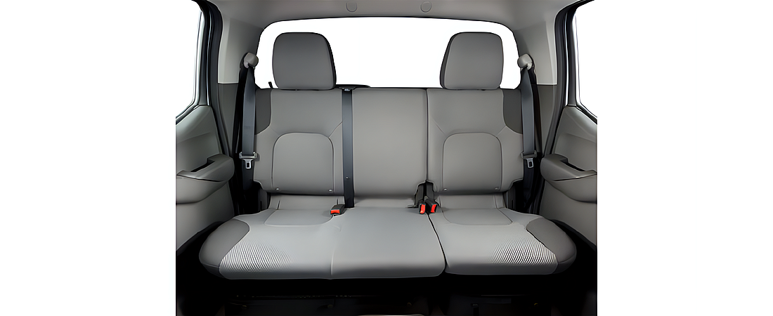 Suzuki Equator 2010 14