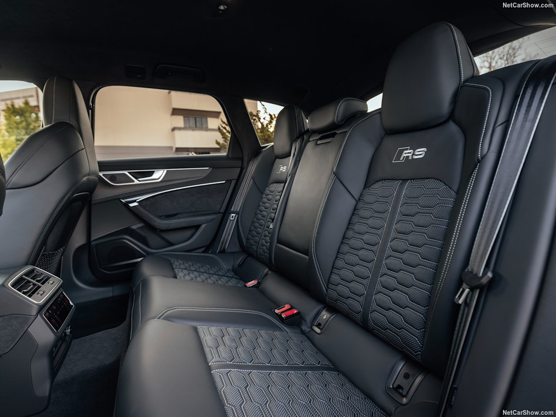 Audi-RS6 Avant performance-2023