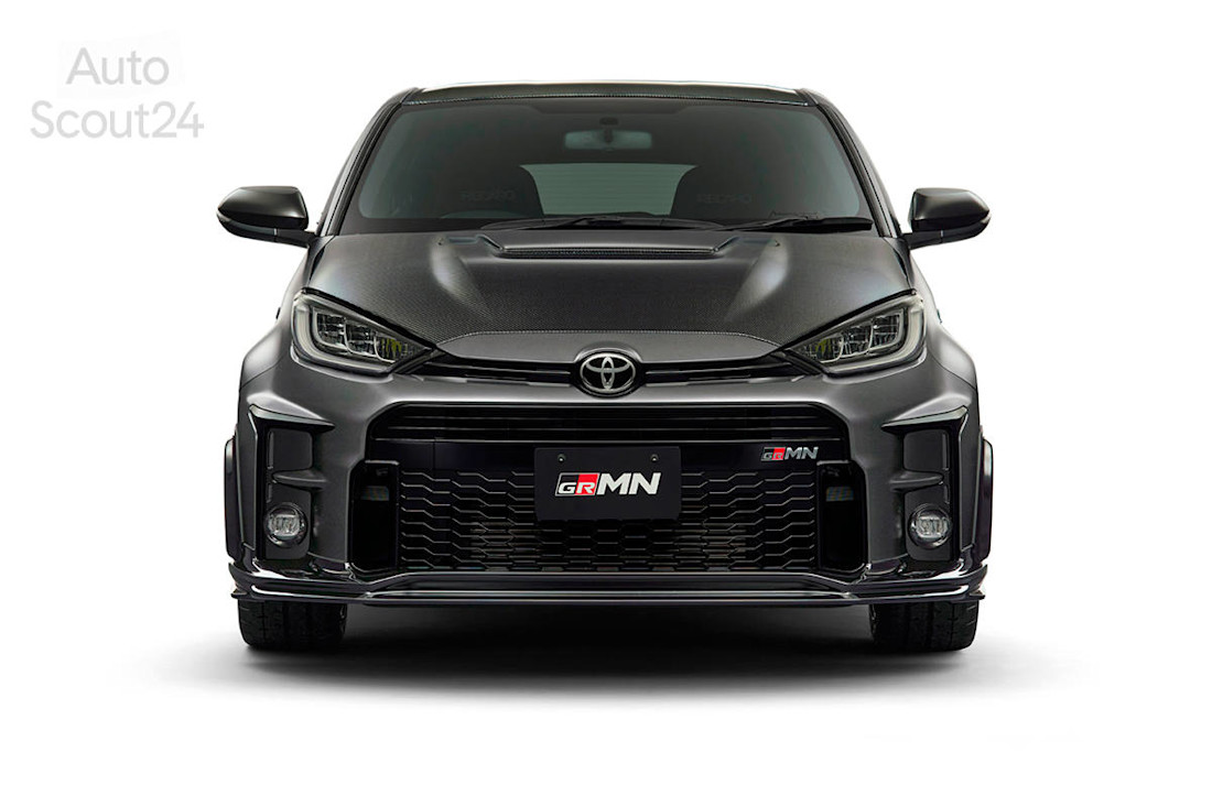 Toyota GRMN Yaris  2022 as24 (6).jpg
