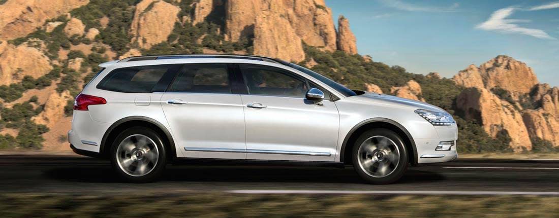 3tUFVnAfHZWlDIcq6HPaoD-f20b68d2806590759d303235024a7cd0-citroen-c5-tourer-l-02-1100