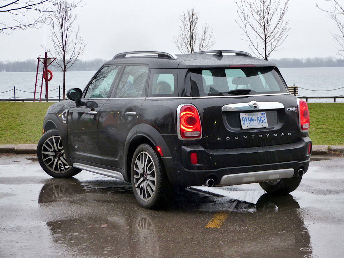 Editorial 2017 mini cooper s countryman all4 06 jb