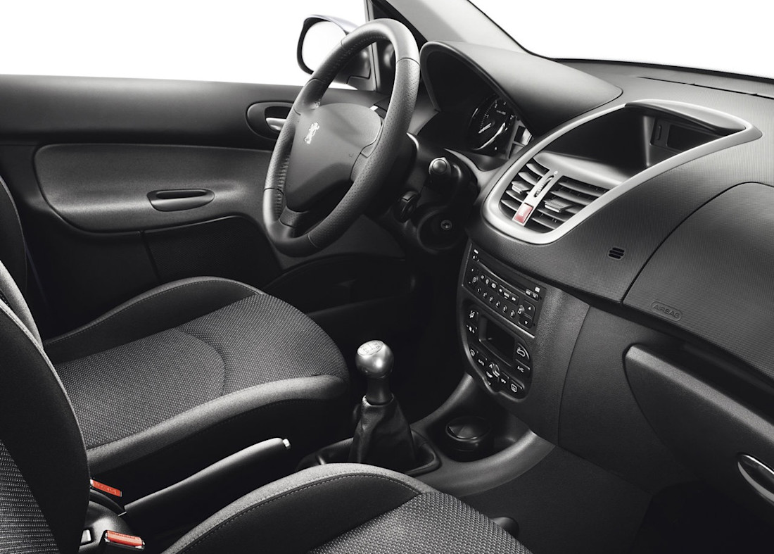 Peugeot-206 Plus-2009 interior