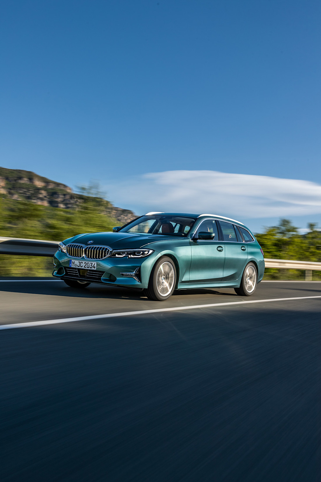 bmw_330d_xdrive_touring_luxury_line_5