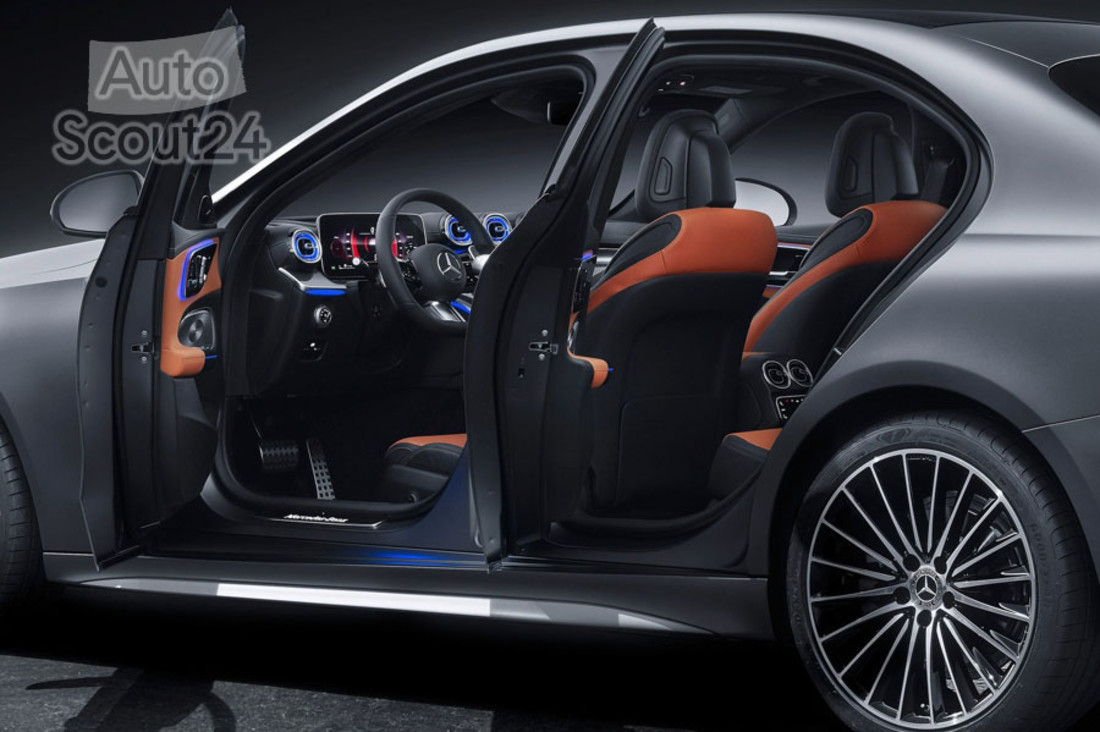 Mercedes-Benz-C-Class-2022-1600-2c.jpg