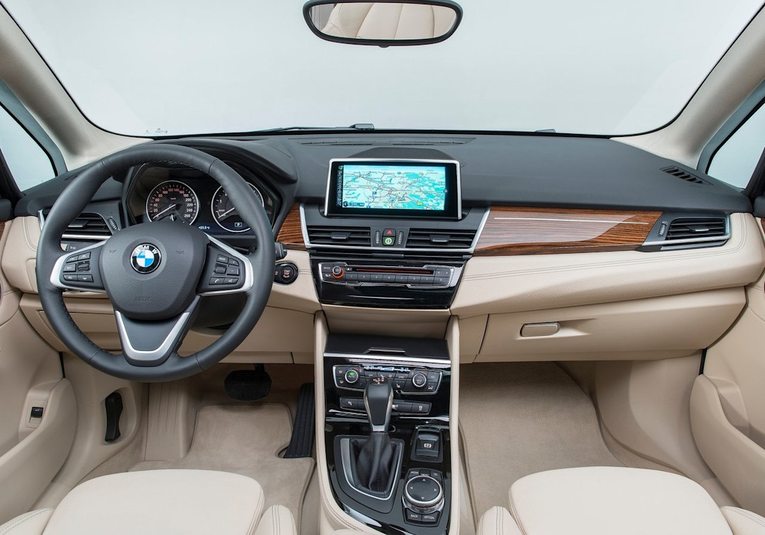 BMW-2-Series Active Tourer-2015 interior