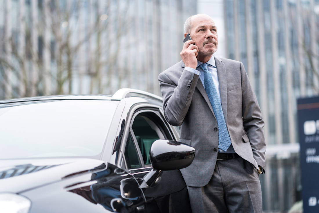 Handsfree bellen in de auto