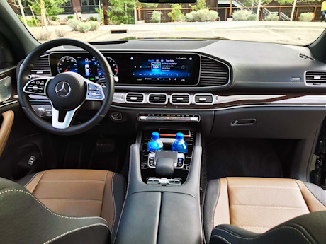 Editorial 2020 mercedes benz gls class 18 sb