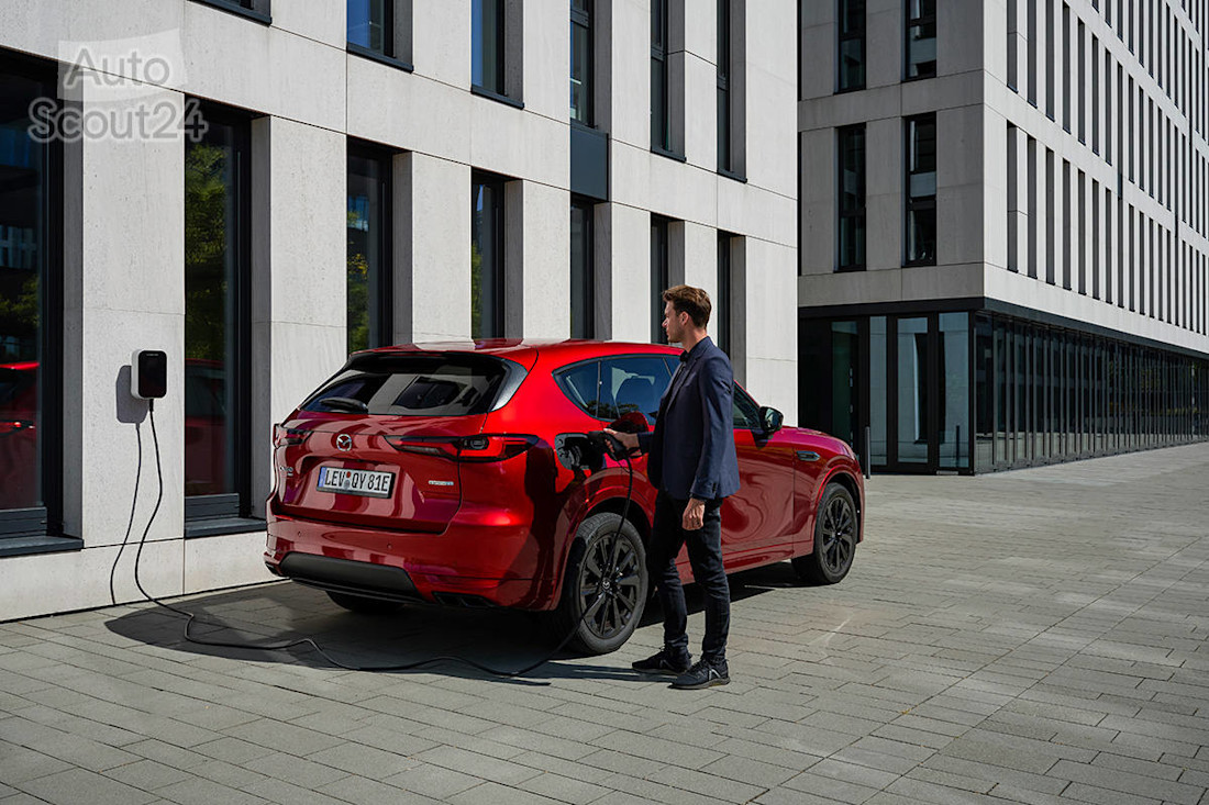 MazdaCX-60_Homura_Germany_still_-(4).jpg