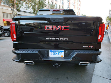 Editorial 2019 gmc sierra at4 05 sw