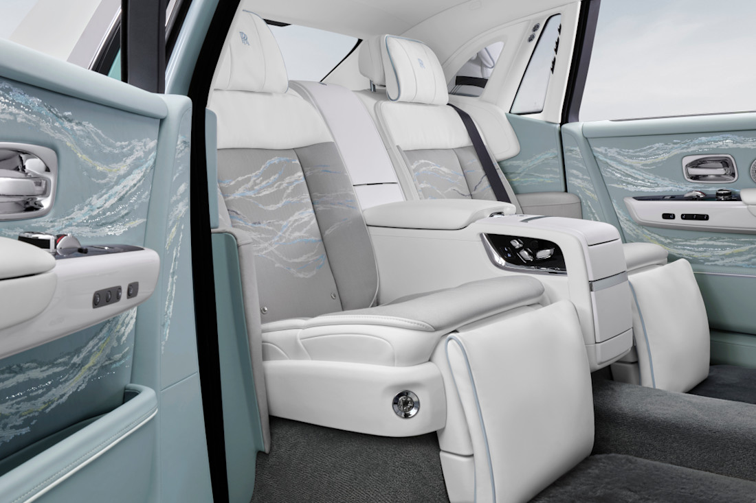 Rolls-Royce-phantom-Scintilla-2024 (9).jpg