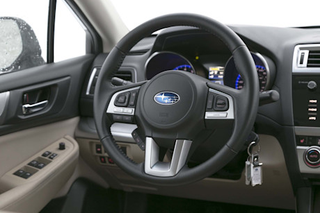 Editorial 2017 subaru legacy 25i touring 13 jw