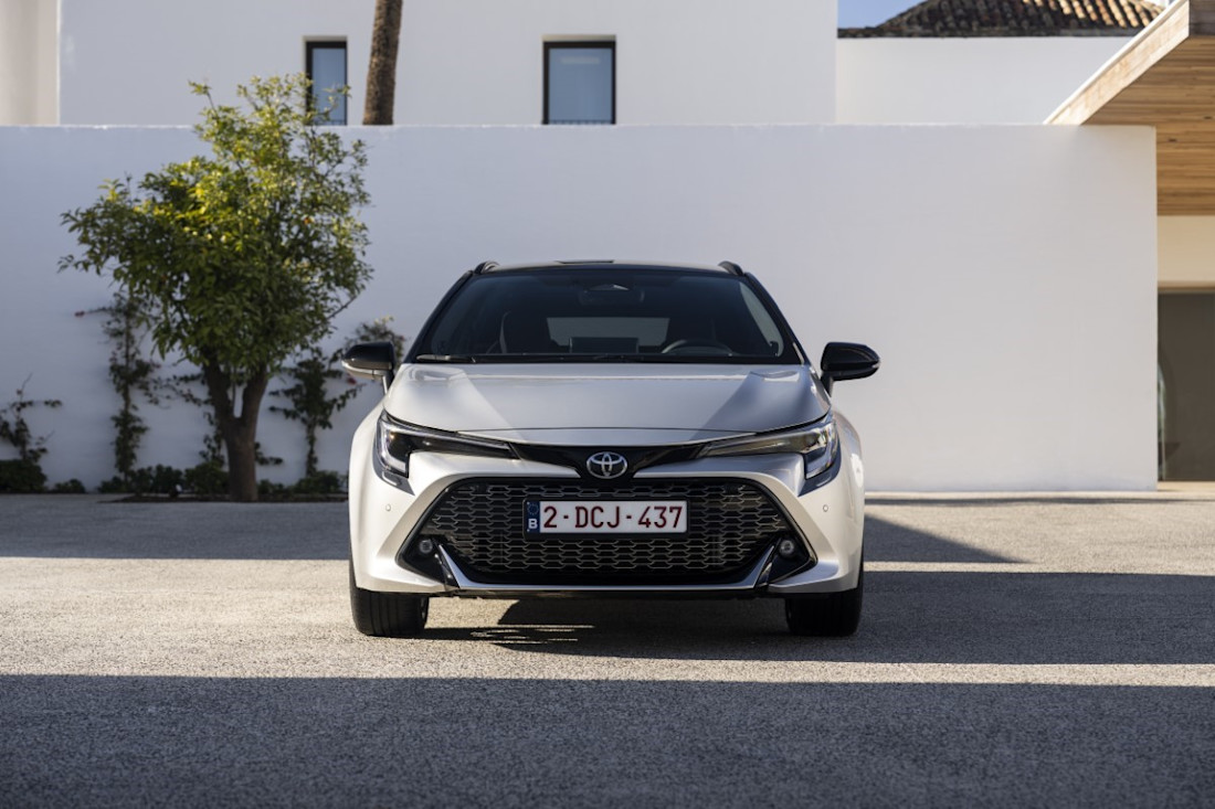 2023 - COROLLA TOURING SPORTS DPL-02