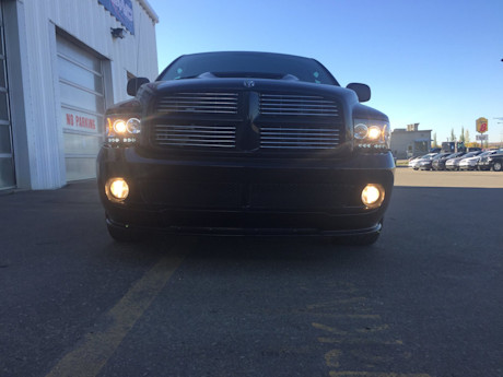 Editorial 2004 ram srt 10 9