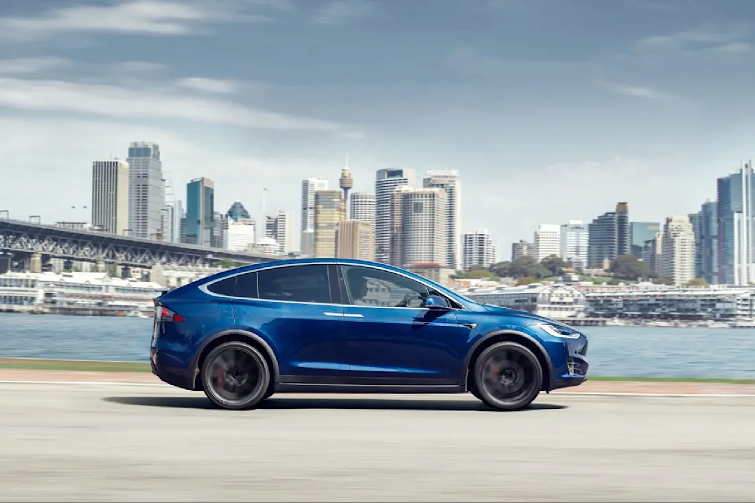 tesla-mixed-2023-1