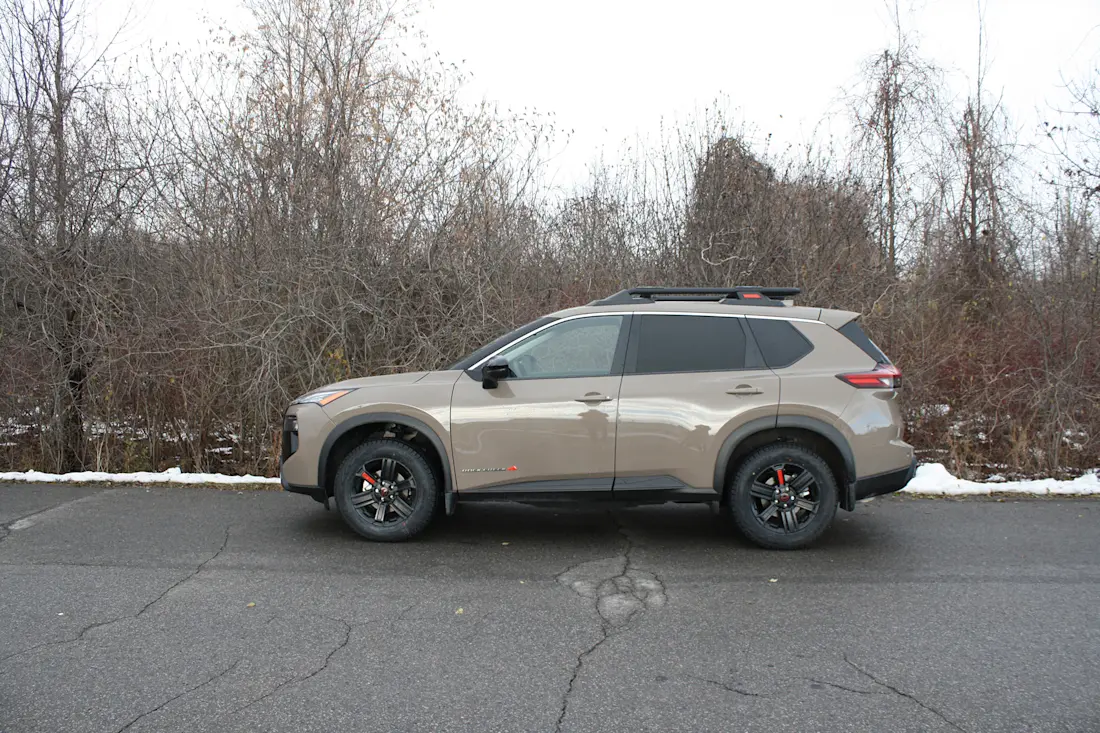 2026 Nissan Rogue Rock Creek - TD - DB - 251205 - 3